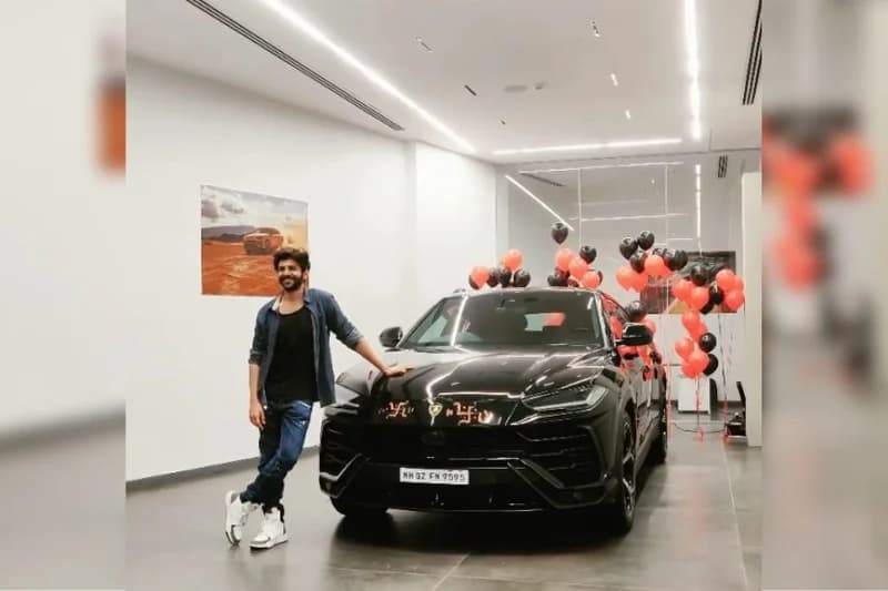 5 Bollywood Stars And The Cars They̵