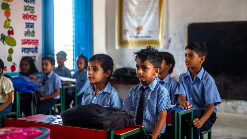 Government Schools in Crisis: India̵