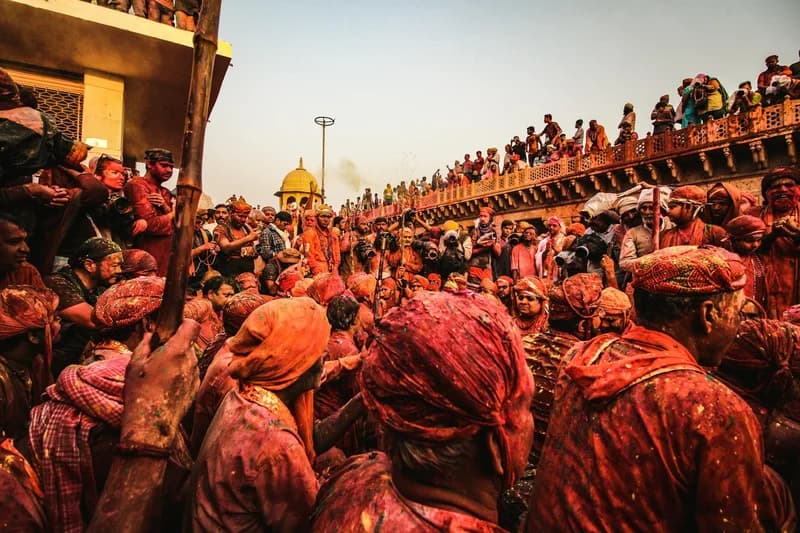 10 Best Places To Celebrate Holi In Indi