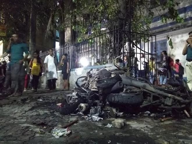 Amit Shah’s Kolkata Roadshow Takes An Ag