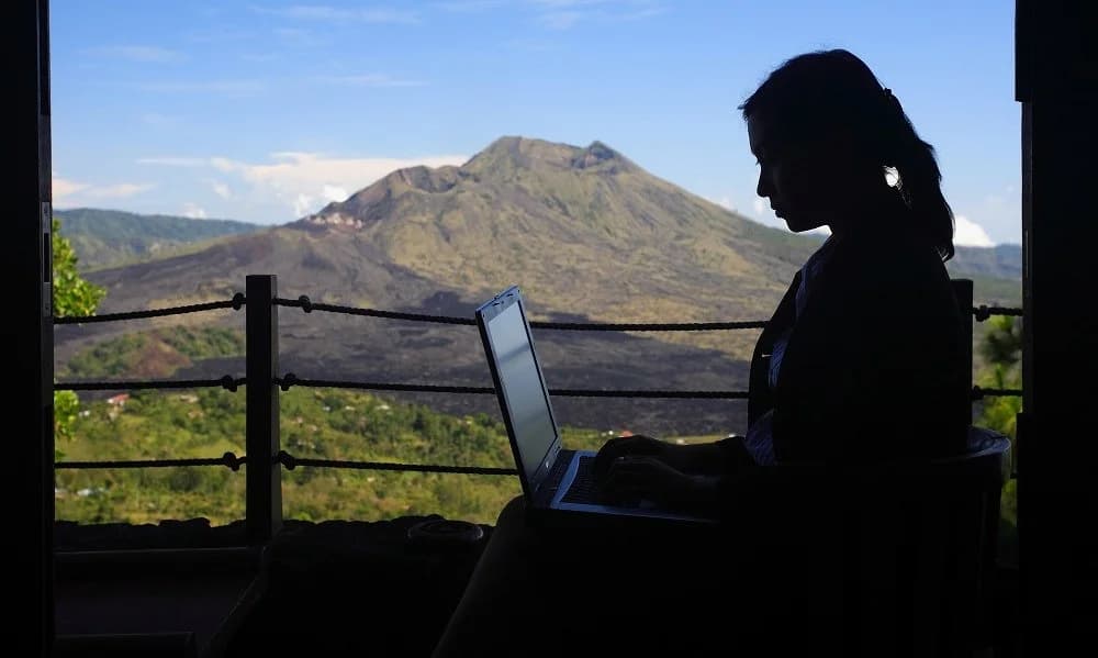 How remote work helps your work life bal