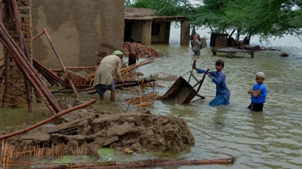Climate Change Engulfs Pakistan, Country