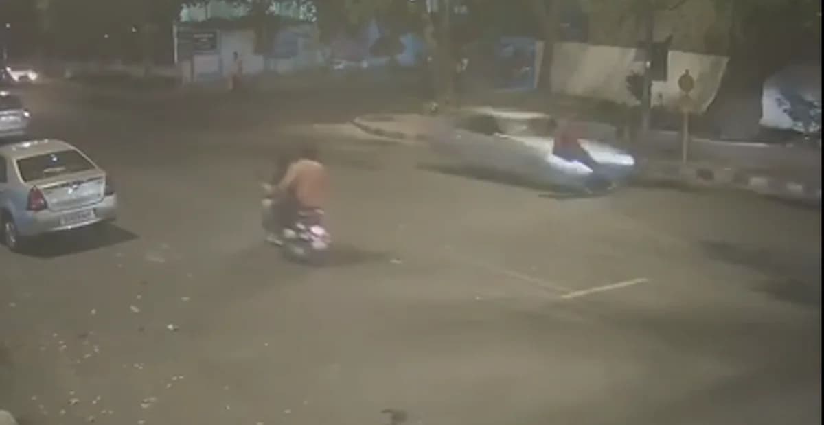 17 year old kills Sidharth Sharma in Mer