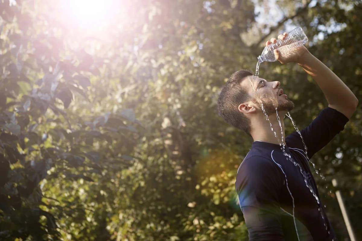 How to Stay Safe During a Summer Heatwave: 10 Simple Lifestyle Tips