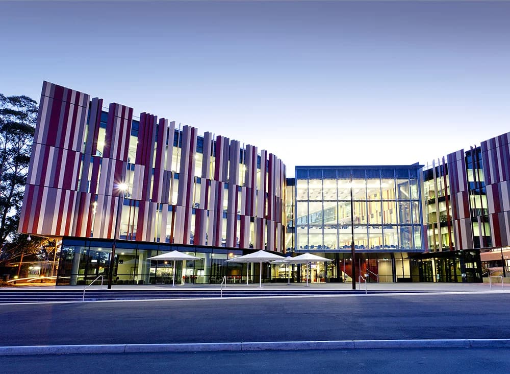 Macquarie University announces scholarsh