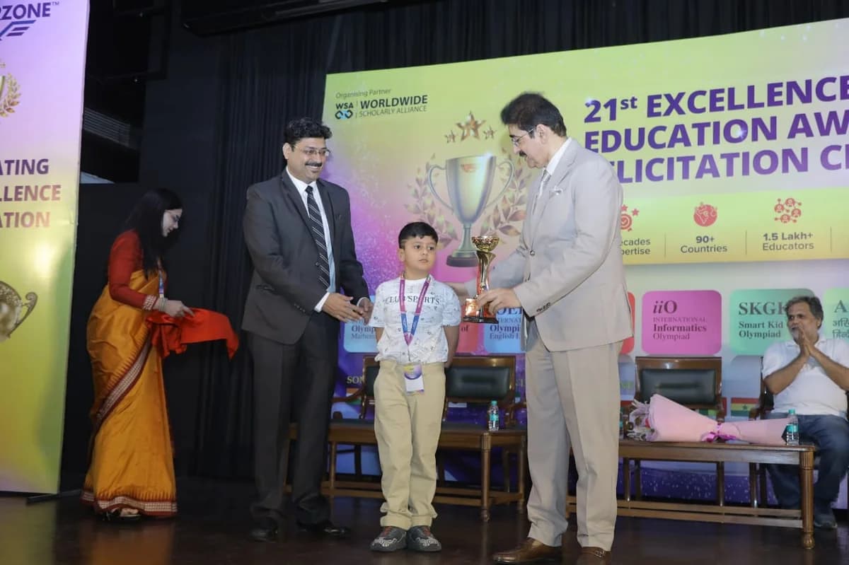 Over 30 Indian Students Honoured by Silv