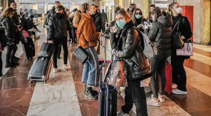 Students With Study-Abroad Plans Panic A