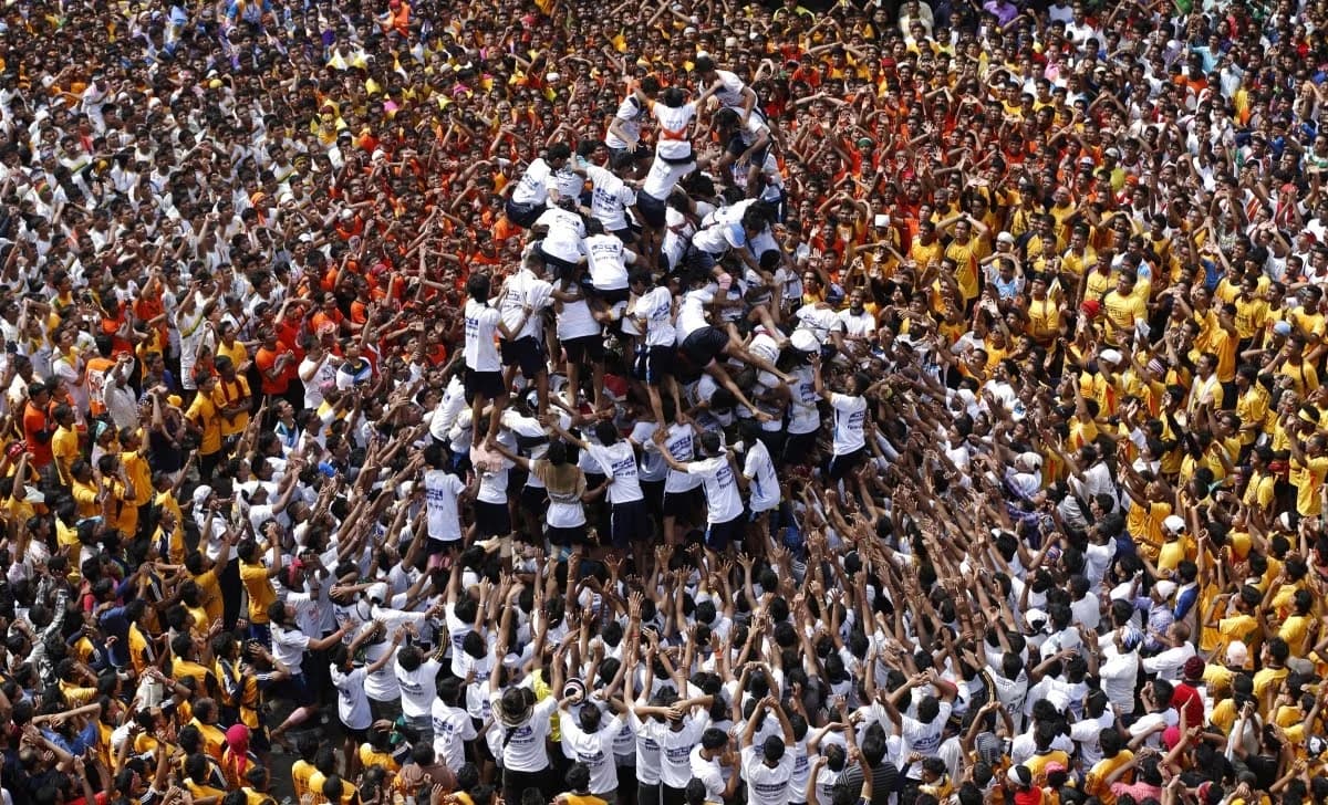Best places to witness Dahi Handi in Mum