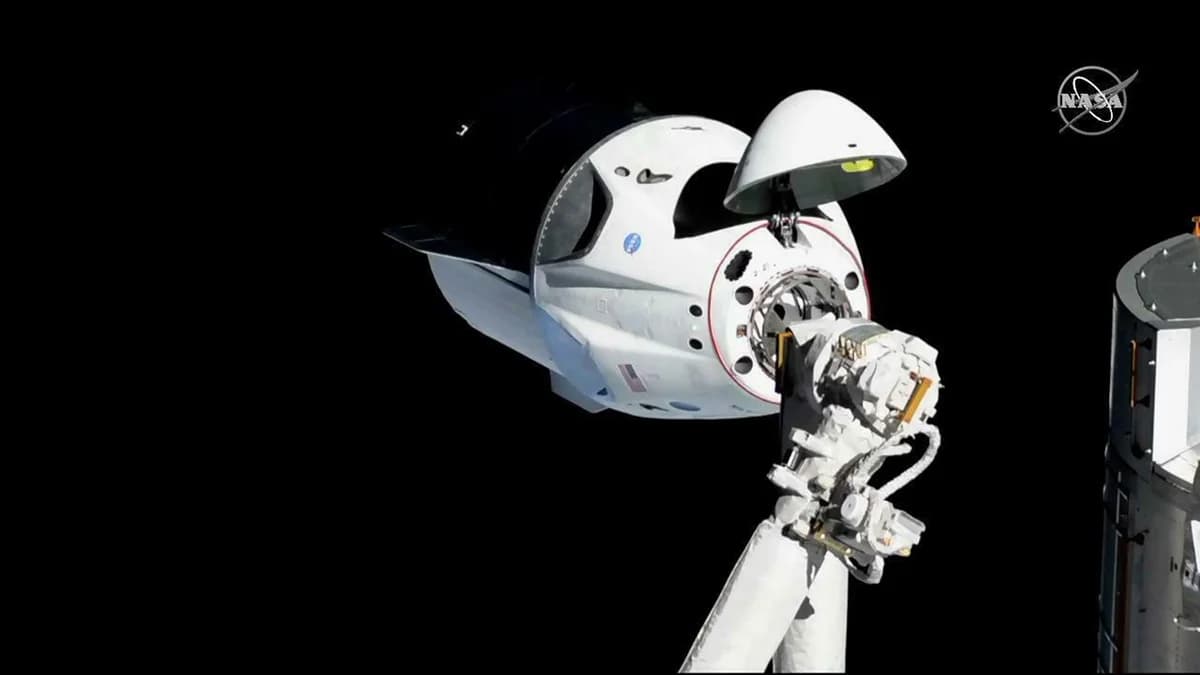 As the SpaceX Crew Dragon completes the