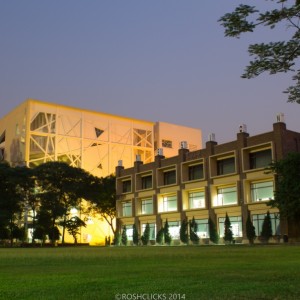 New Academic Block & Library IMT Ghaziabad by Roshan Jain CC BY-SA 4.0 via Wikimedia Commons